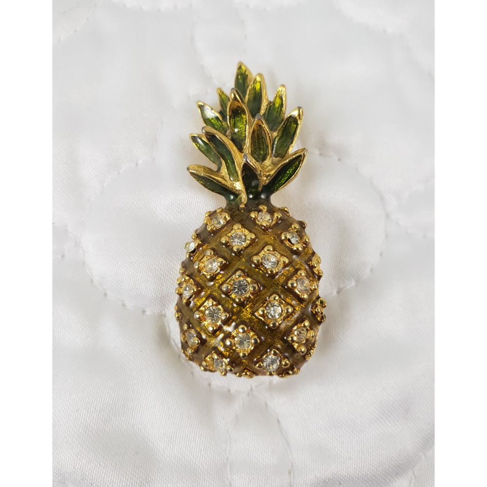 (Ju) Gold Tone Pineapple Vintage Rhinestone & Enamel Paint Metal Brooch Pin